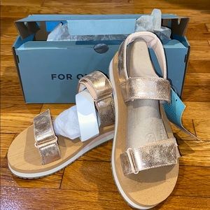 Shoe store closing sale!! Toms sandals